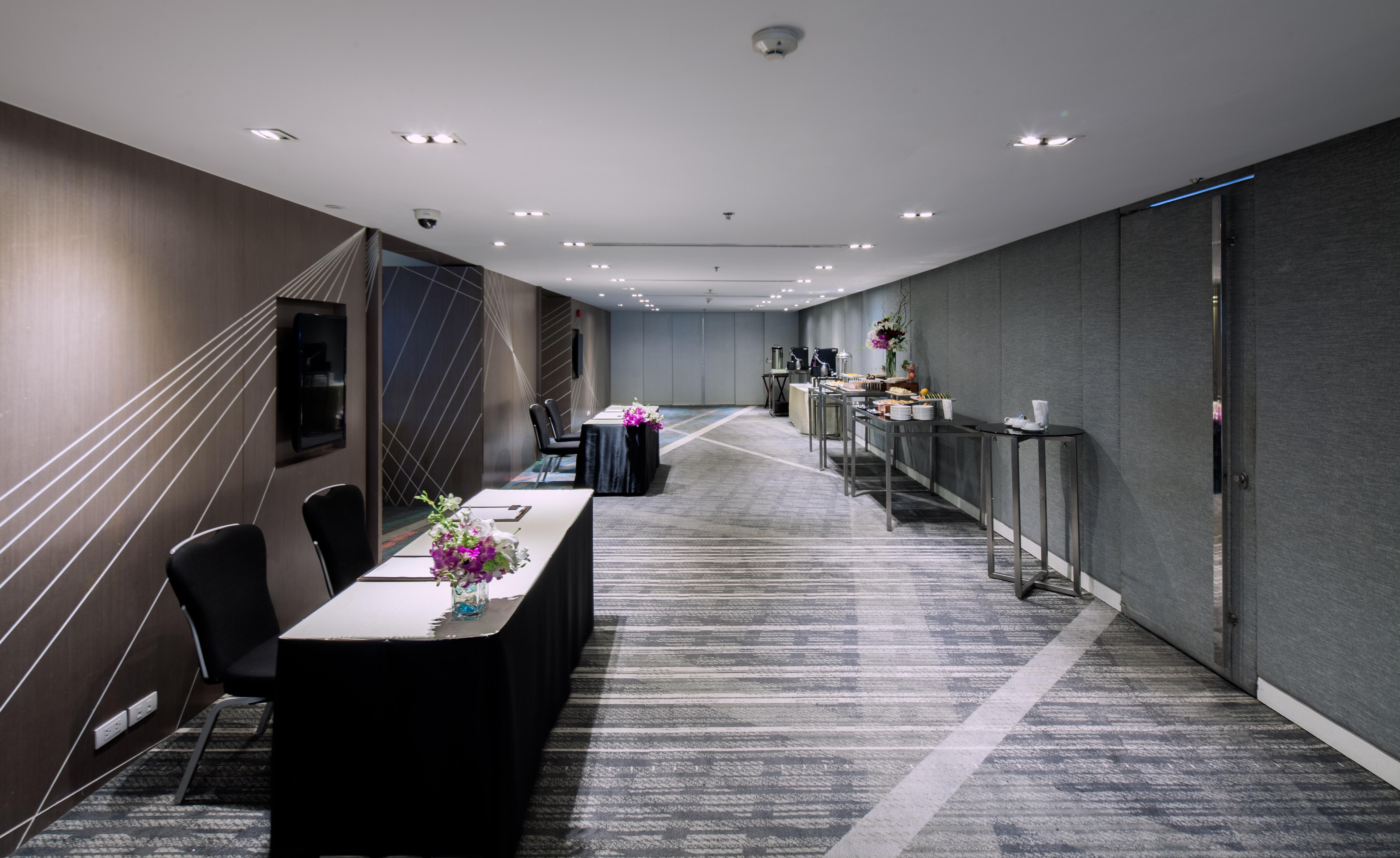 Centara Watergate Pavilion Hotel Бангкок Екстер'єр фото